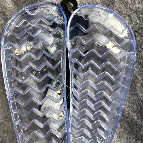 New w/tags BEBE girls jelly shoes w/ pearls & gems - Picture 3 of 6